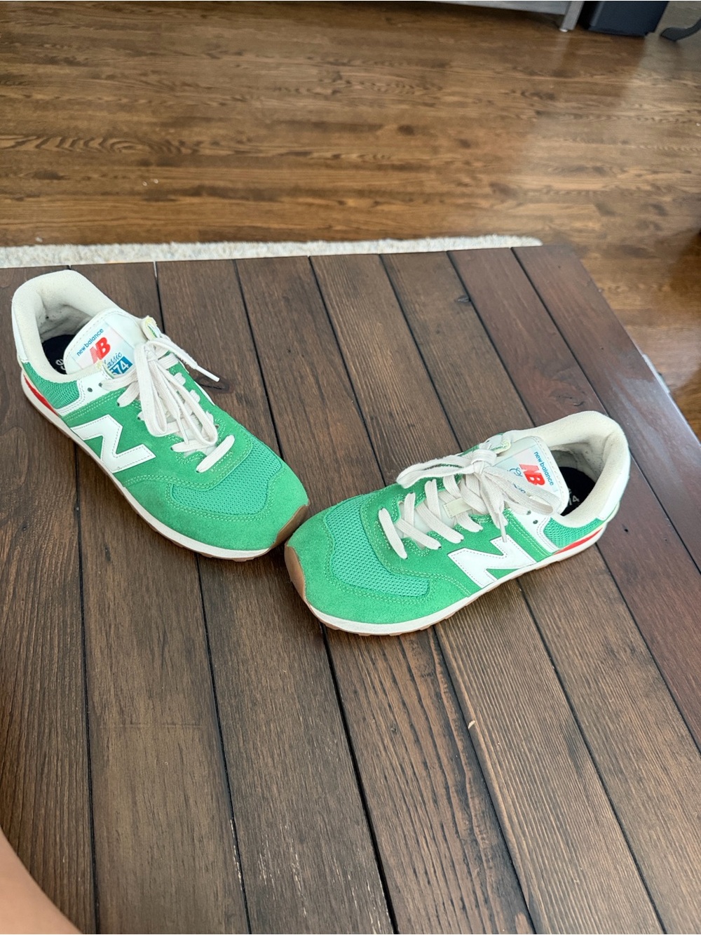 New Balance 574 Green Sneakers Size 8.5 Classic Casual Shoes